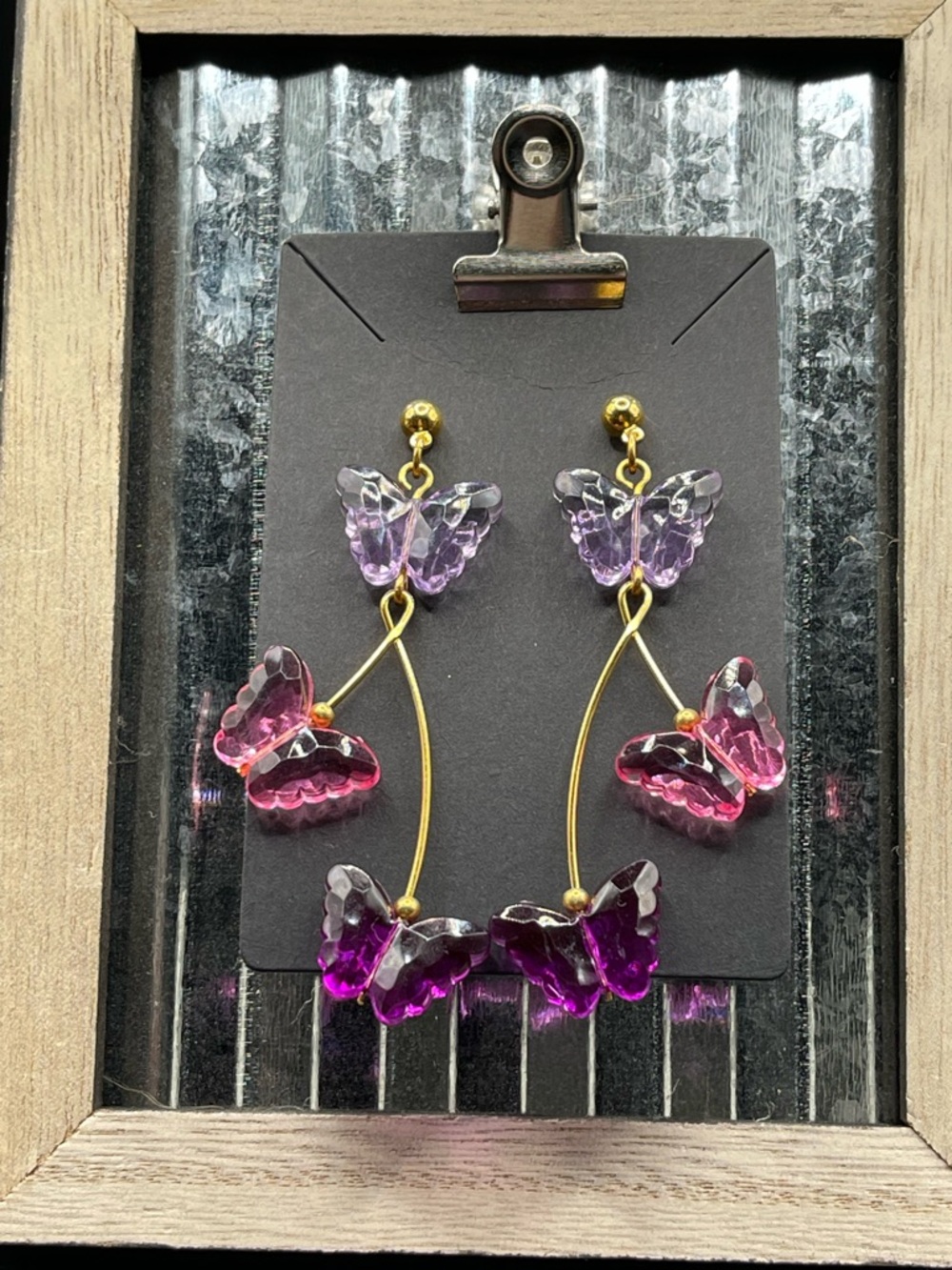 Vintage Avon 1994 Dazzling Dangle Lavendar, Pink & Purple Butterfly Earrings